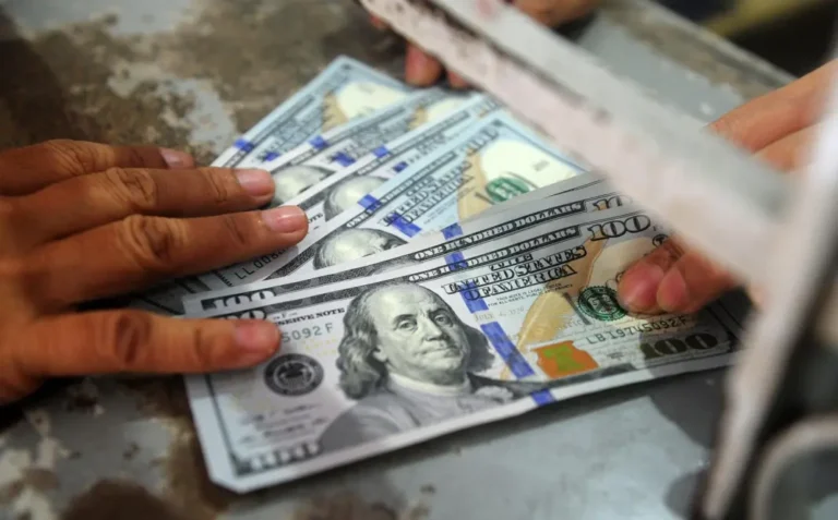 Dolares-1068x663