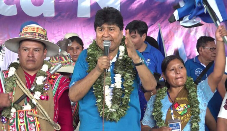 evo-morales-104