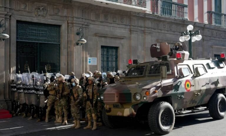 Bolivia-enfrenta-un-intento-de-golpe-de-Estado-1024x616