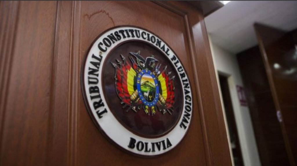 14-Bolivia_-De-las-elecciones-judiciales-fallidas-a-la-auto-prorroga-de-facto-1024x575