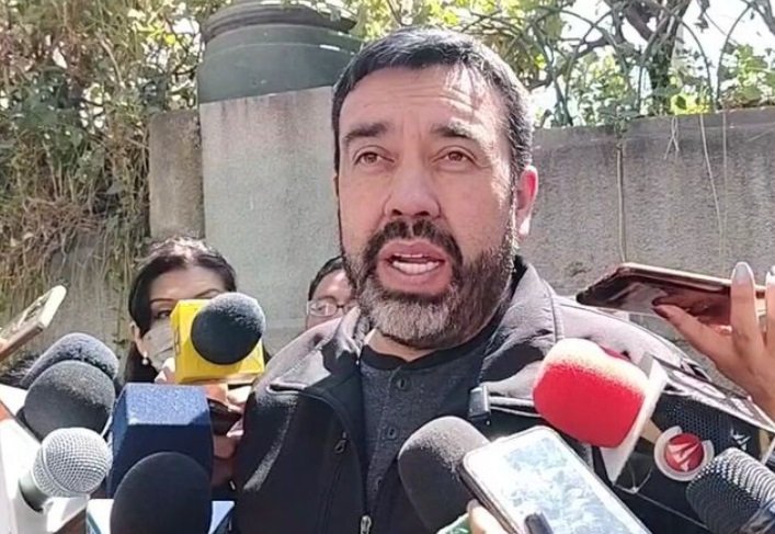 ALVARO RUIS