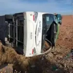 el-bus-que-volco-en-la-ruta-oruro_101-15245820_20260429160116